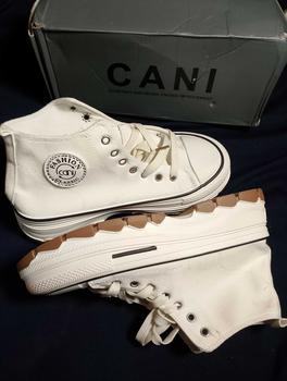 Product Review of Cani "Free Box" (Size 36 - 41) Jimin High Sepatu Canvas Sneakers Wanita K9054 from G**l 1