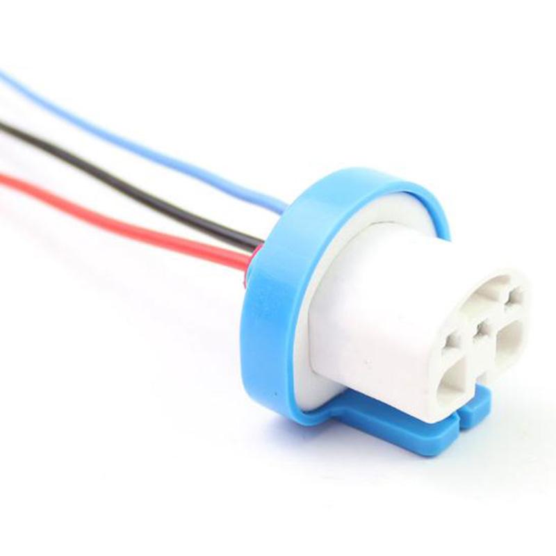 Product Introduction of 9007 9004 HB5 Female Wire Connector Wiring Harness Pigtail Plug Socket Adapter 25