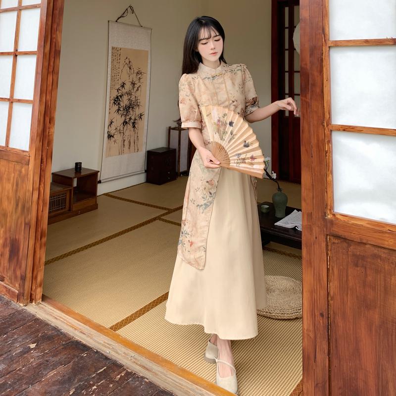 Product Introduction of Đầm dài Xường Xám 2024 Cho Phụ Nữ tay ngắn A-Line Thanh Lịch Truyền Thống Quần Áo Cho Đền hàng ngày đơn giản Những Dịp đồng phục học sinh Áo dạ tiệc dài Căng Ra Women Dress Kim Tuyến 10