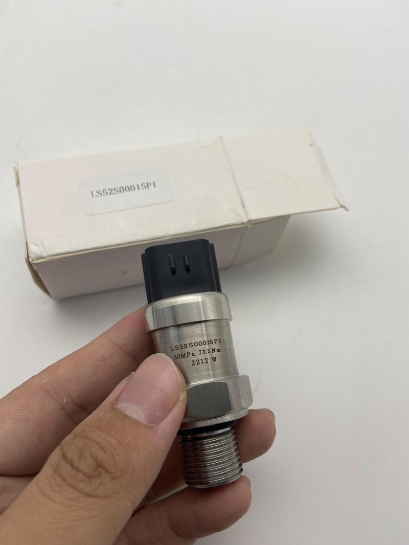 Product Introduction of Kobelco excavator parts hydraulic pump sensor SK200-8 main pump sensor SK260-8 SK330-8 SK210-8 SK250-8 pressure sensor LS52S00015P1 1