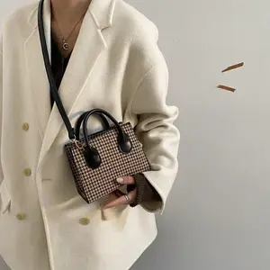 TAS SELEMPANG WANITA MILEA