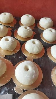 Product Review of 25 pcs alas tatakan donut GOLD 9cm Kitchenware from N**g S**🐣 0
