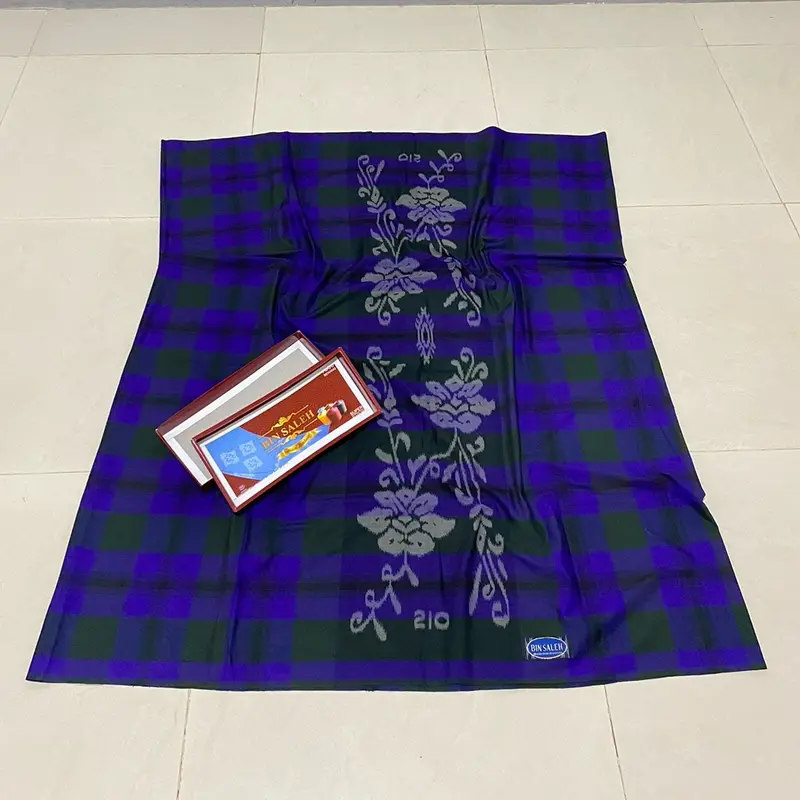 Sarung Bin saleh motif bhs terbaru tompal kembang 0