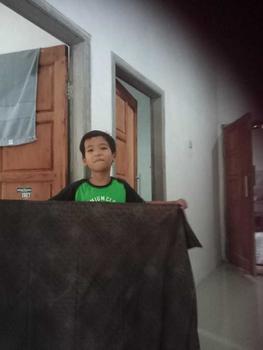Product Review of Sarung BHS Infinity gold BATIK CBA B34 from A**Z S**P 0