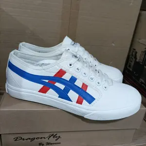 sepatu capung merk DRAGON PLY original voli