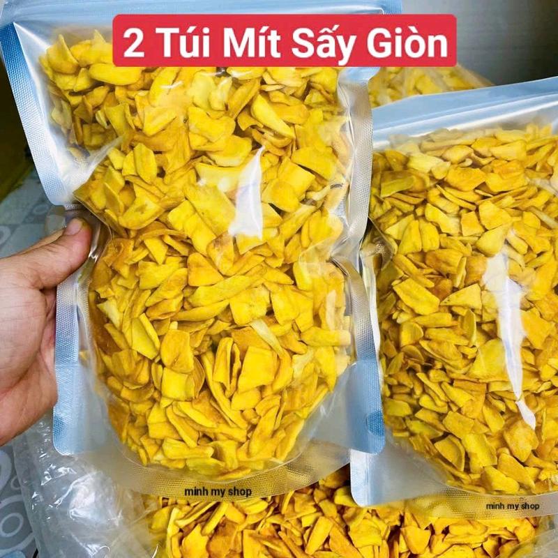 2 TÚI Mít Thái Sấy Giòn.Mít Thái Sấy Vụn Thơm ,Ngon Giòn Ngọt Ăn Vặt Ngon.2 túi 800gr LƯU Ý:Mít Vụn Múc Muỗng Chỉ Mix với Sữa Chua Hoặc Mix với gnagola.Mít Vụn Nát Ăn Được Vụn Nát Thì Mua nhé