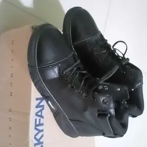 Luckyfanstore SepatuPria Wanita Midnight Sneakers pria Kasual - E15 Boots Shoes