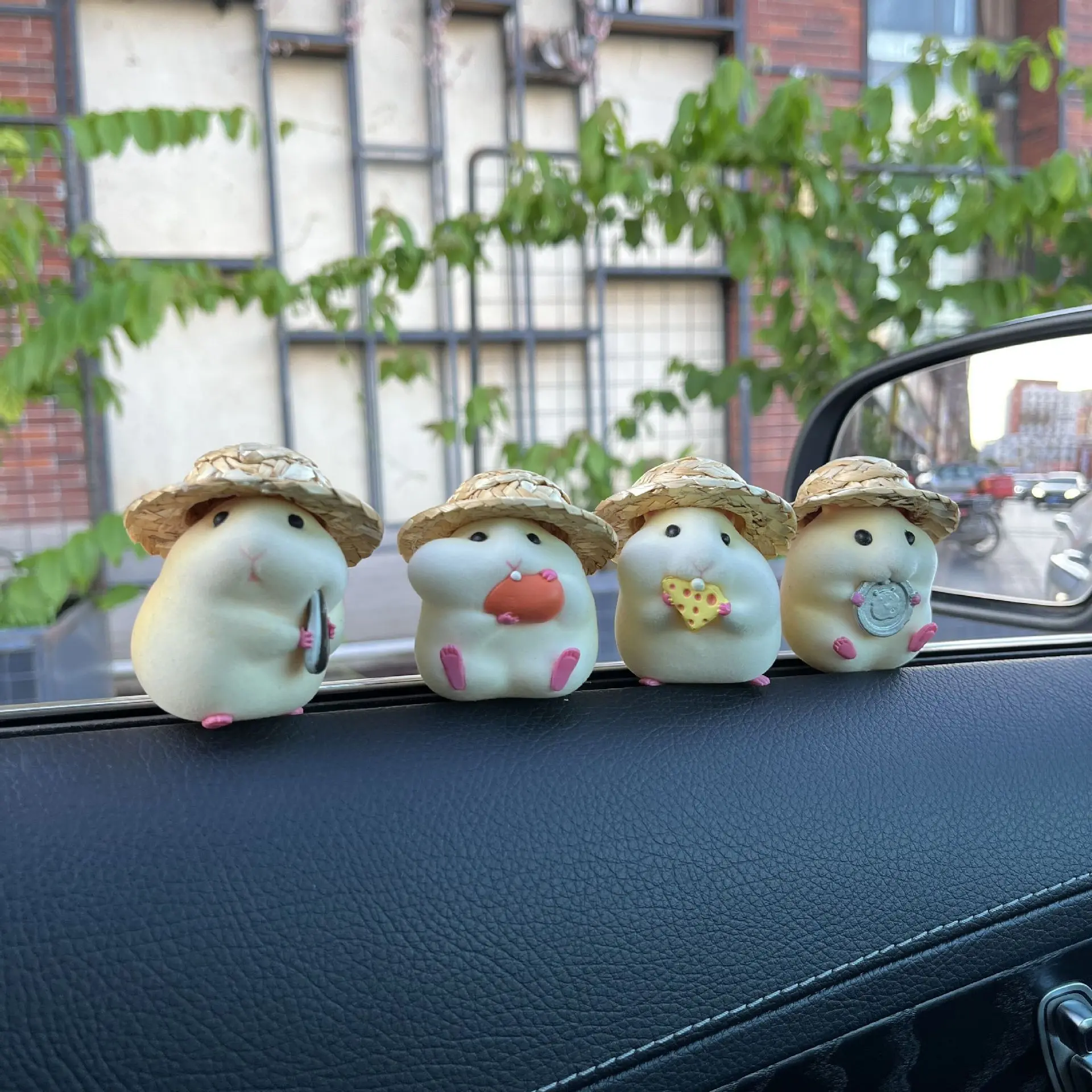 A variety of warm decorations in the car, cute cartoon animals and plants, car decoration ornaments, creative cartoon purple unicorn pajamas for couples, couple weddings, car center consoles, car interior accessories
