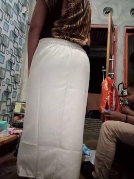 Product Review of Yellowface Viona Skirt Bahan Semi Woll Premium / Rok Wanita Korean Style / Rok Span / Rok Kerja / Rok Santai Polos Kancing Tengah / Rok Model Midi dan Panjang from R**i M**a D**a 2
