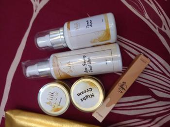 Product Review of MIRGLOW SKINCARE BASIC BY MIU BEAUTY skincare etalase khusus jerawat meradang jerawat ringan berentusan dan bekas jerawat FREE GIFT SPESIAL RANDOM Berjerawat Bruntusan Wajah Wanita from a**a 0