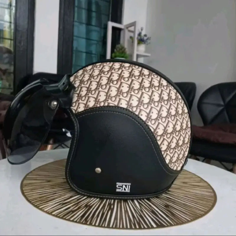 Helm Bogo Dewasa Helm Bogo Kulit Wanita Motorcycle 0