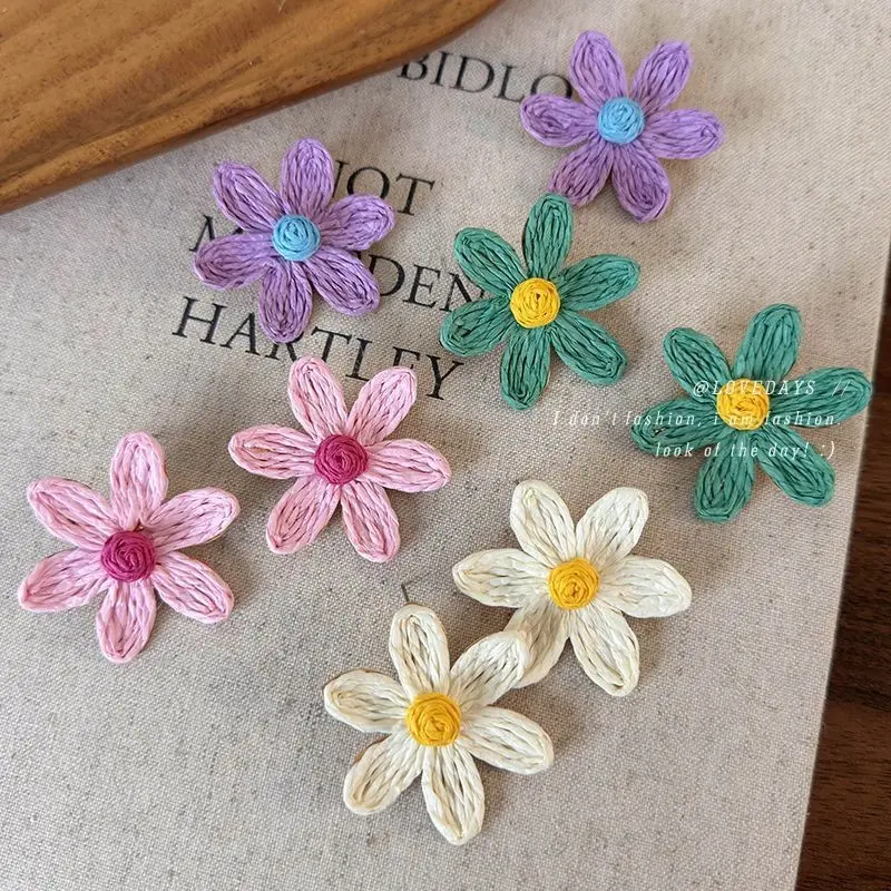 Hoa Tai Hoa Phóng Đại, Thời Trang, Hoa Tai Dopamine, Hàng Mới Về Năm 2024, Phong Cách Instagram  Women Khuyên Tai Flower