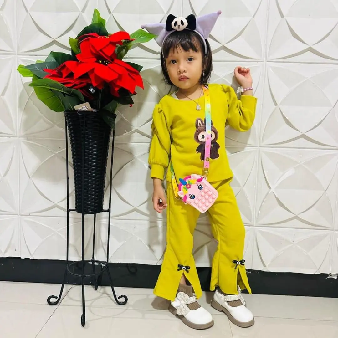 Setelan Labubu Celana Cutbray Lengan Panjang Anak Perempuan / One Set Knit Terbaru Fashion