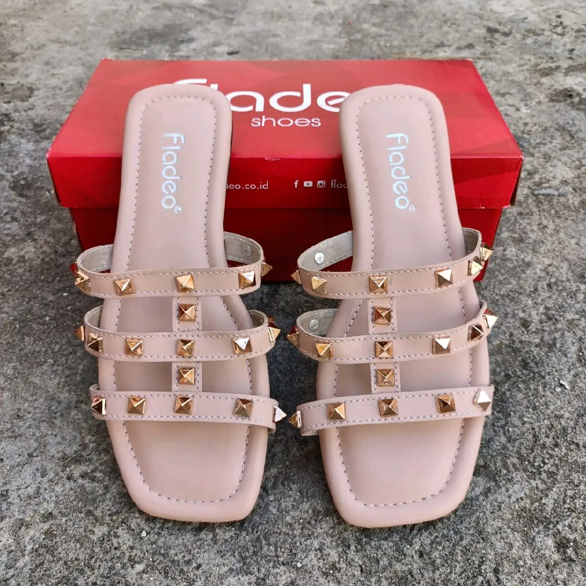 Sandal Flat Teplek Fladeo Wanita