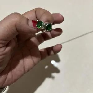 AGIAO Anting Pejantan Zamrud Retro Anting Temperamen Mode Mewah Sederhana