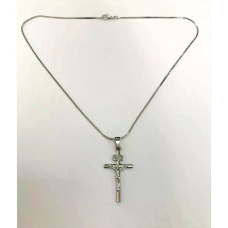 BTC KALUNG TITANIUM PRIA WANITA LIONTIN SALIB INDRI SILVER ELEGAN ANTI KARAT