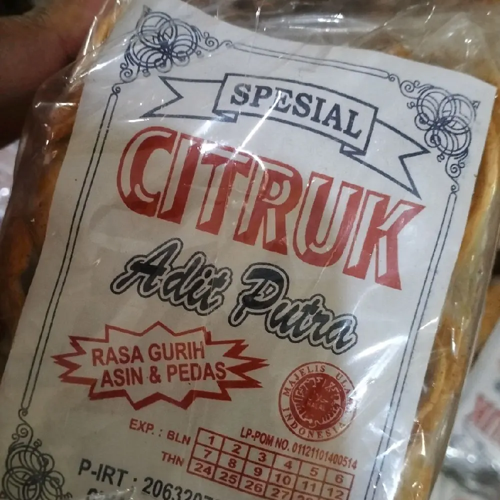 jajanan jadul citruk asin dan pedas