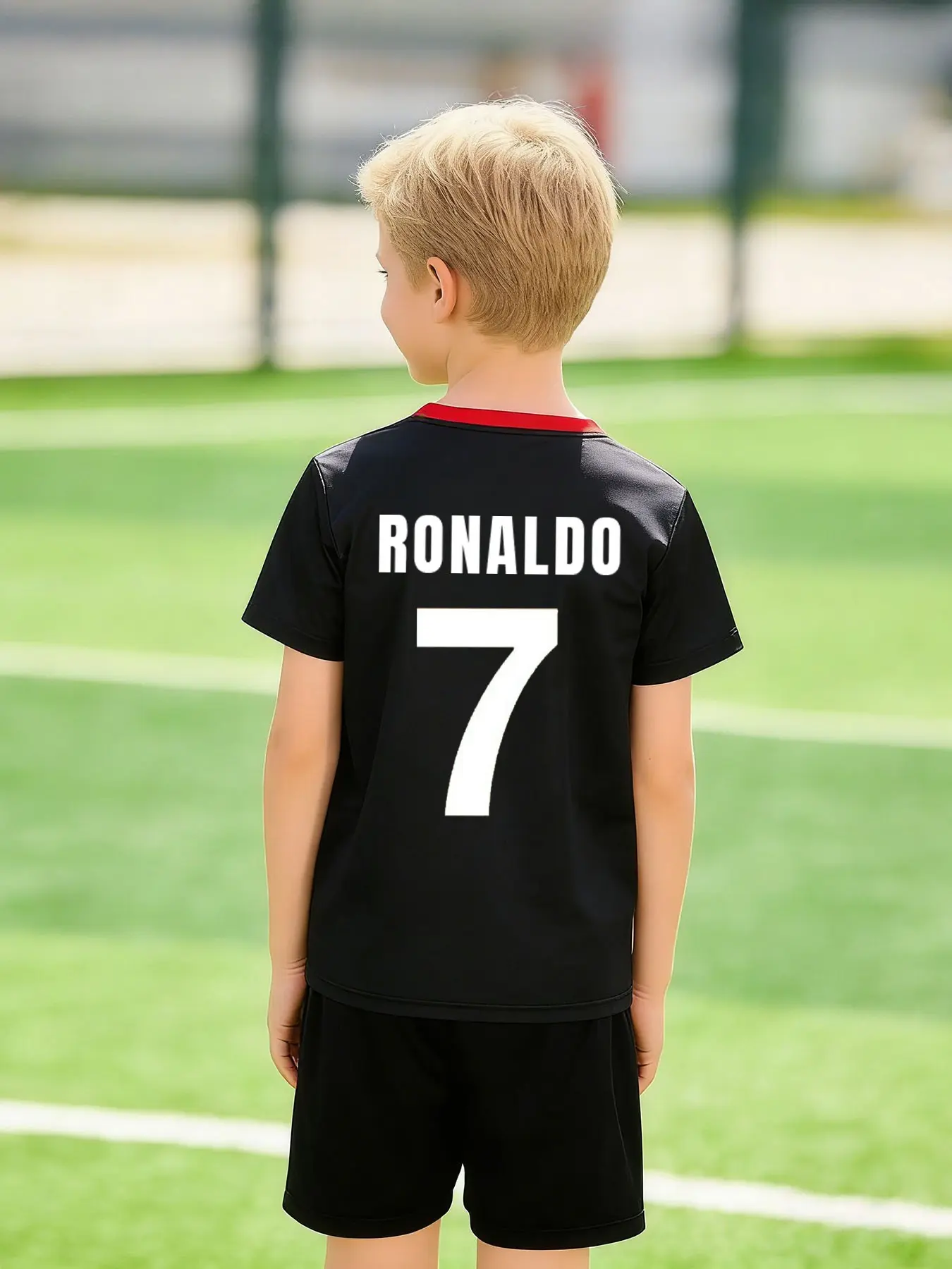 子供用サッカーユニフォーム上下セット（ジャージ＆ショーツ）— 軽量で