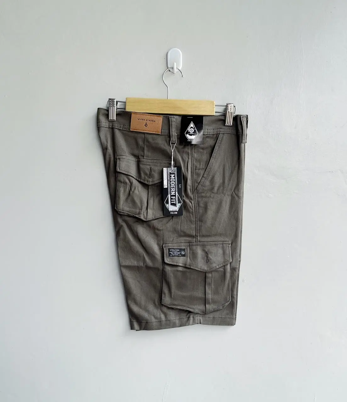 CARGO PENDEK IMPORT VOLCOM-CELANA PREMIUM SIZE DEWASA