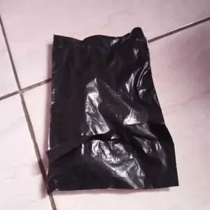 Simpan Indah Botol Parfum Mini Portabel untuk Perjalanan 5ml Isi Ulang Semprotan Halus