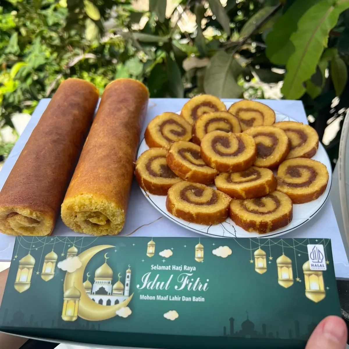 Kue gulung nanas lapis legit roll uk 5x20 cm