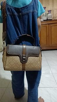 Product Review of Starbags x MOONBAGS Tas FoxJazz Bag Tas Selempang Wanita Bersertifikat Import Bahan PU Mewah 1711 from U**a 1