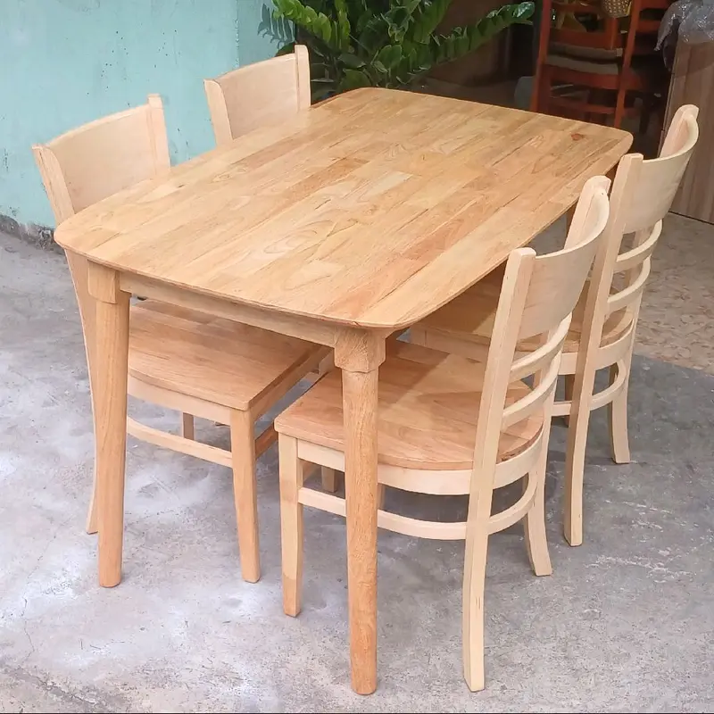 BỘ BÀN ĂN 4 GHẾ CHẤT LIỆU GỔ CAO SU. 6