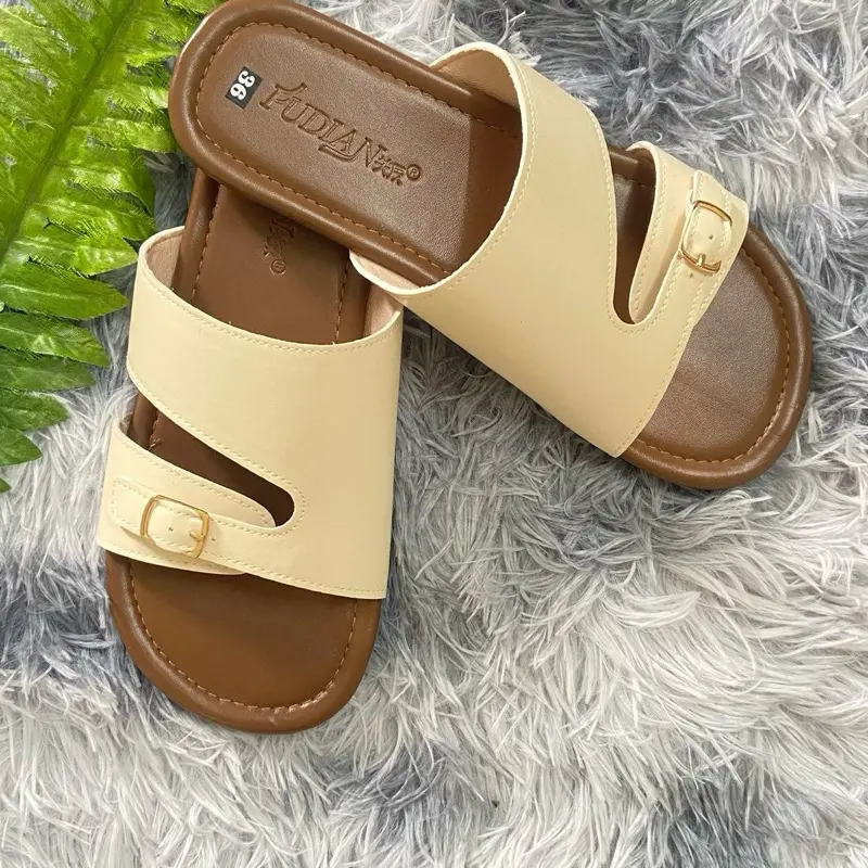 Dép sandal nữ đế bằng sang chảnh
