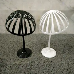 display topi | wig | display pajangan