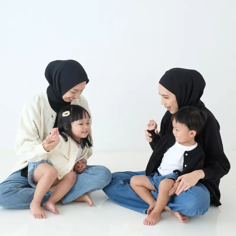 KREM Elle Mom Cardigan | Premium Knitwear 4