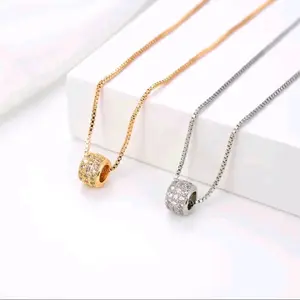 Kalung Liontin Bola Full Permata Rose Gold & Silver Titanium Fashion Wanita Modern Anti Luntur Tidak Mudah Berkarat Diameter 17-18mm Panjang 46cm Aksesori Berkualitas Tahan Lama Perhiasan