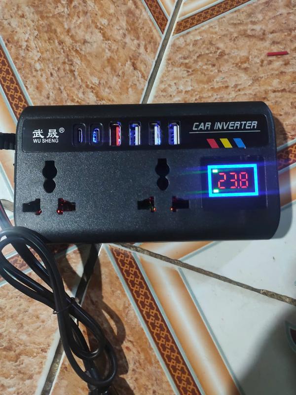 Cục chuyển nguồn 12v 24v lên 220v dạng cắm đầu tẩu có 4 cổng sạc trong đó có 1 cổng sạc nhanh loại hình chữ nhật Điện 220v công suất nhỏ không đun được ấm Siêu tốc Phụ Kiện