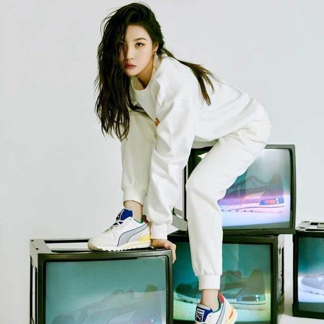[ PUTRI THE LABEL - 828 BB 40 - 75 KG ] Celana Jogger Panjang Corduroy Pria Wanita Jogger Pants Korea Celana Panjang Olahraga Gym Zumba Jogging sweatpants 0
