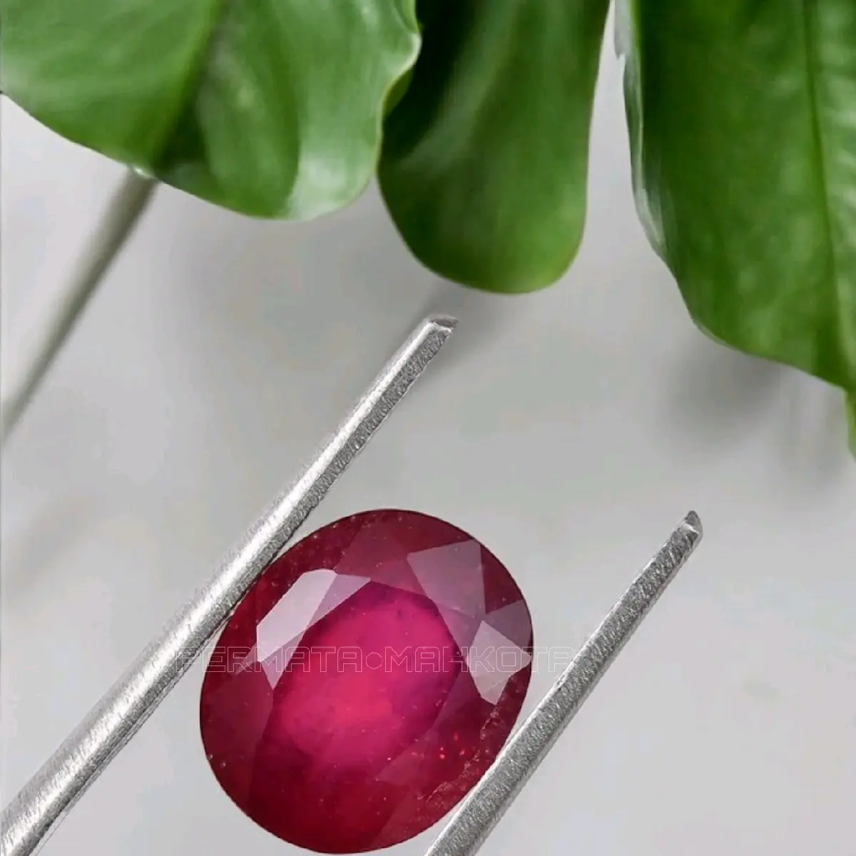 Batu Natural Red Ruby Corundum