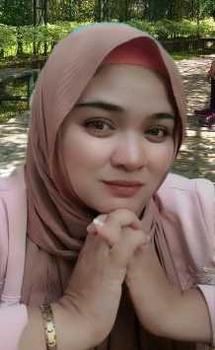 Product Review of Seruni Diamond Brighten Cleanser extract facial mencerahkan  perawatan  wajah  Vitamin Niacinamide from t**3 i**n 0