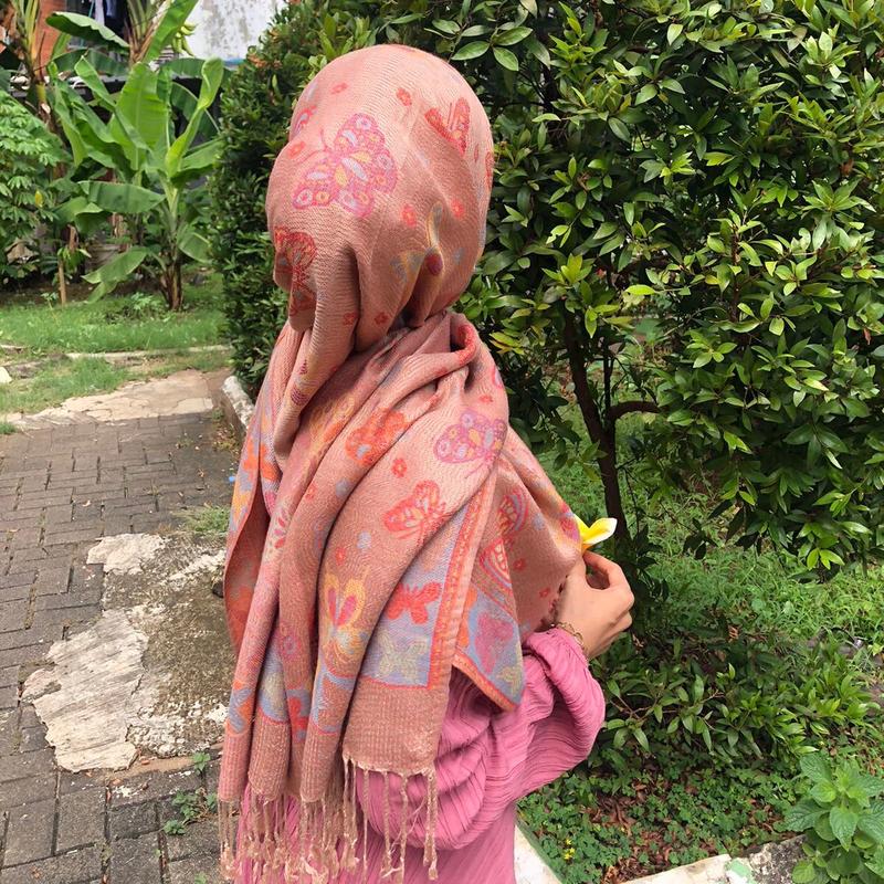 Hijab Pashmina Cashmere motif Butterfly 4