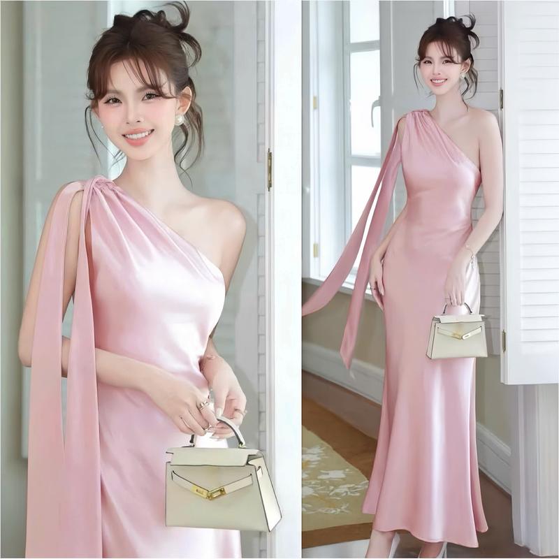 Đầm Lụa Lệch Vai A120 Lệch Phải mặc được nhiều kiểu Dáng Dài Body Phối Tà Sang Chảnh 2 Màu Hồng - Kem Váy Dự Tiệc Hẹn Hò Dạo Phố Dress Women - Akara Closet