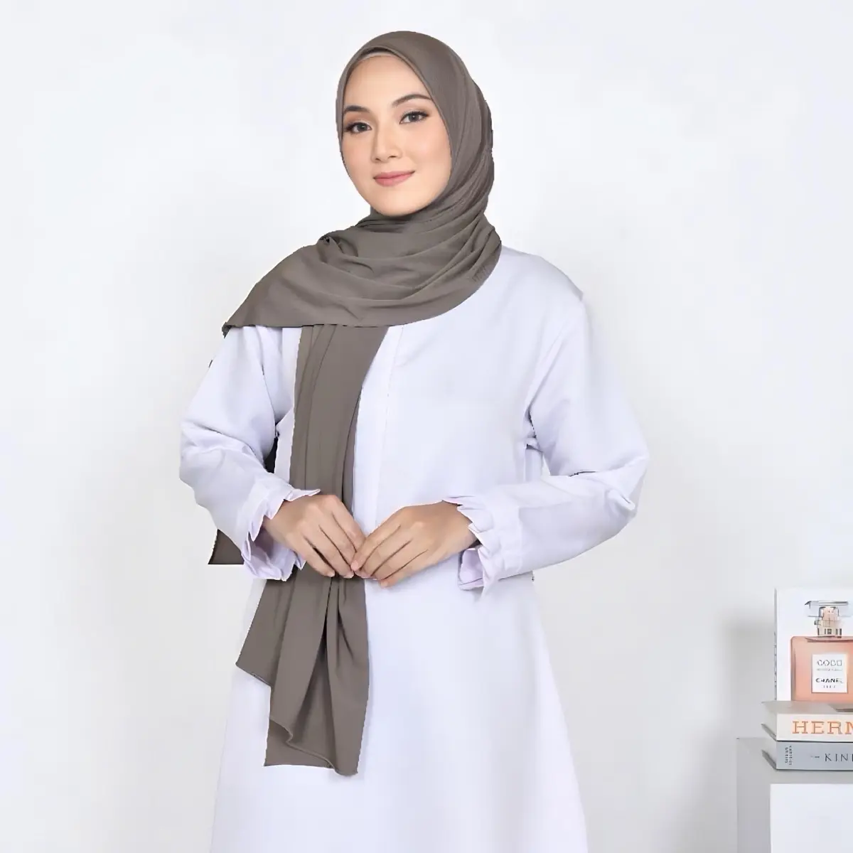 Hijab Pashmina Instan New Soft Ped Berlubang Masker Muslim