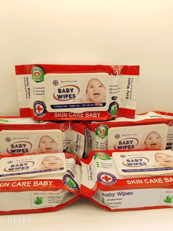 Combo Thùng 10 gói Khăn Giấy Ướt Baby Wipes 80g không mùi ,không cồn ,chất vải bi an toàn tiện lợi cho bé yêu!