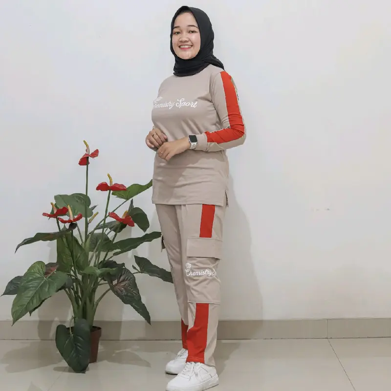 Setelan Olahraga Wanita | One Set Cargo Muslimah bahan Katun Combed 20s 4