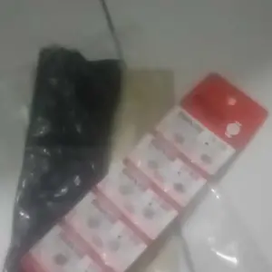 1 lembar batre LR626 batre jam tangan LR 626 / 377 ma-Sell murah  Watch battery Merah