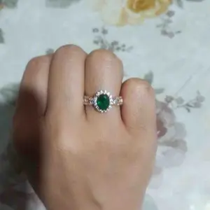 Cincin Wanita Batu Ungu Alami - Hadiah Spesial untuk Kekasih yang Menyukai Kristal Warna Kerajaan yang Melambangkan Cinta Abadi