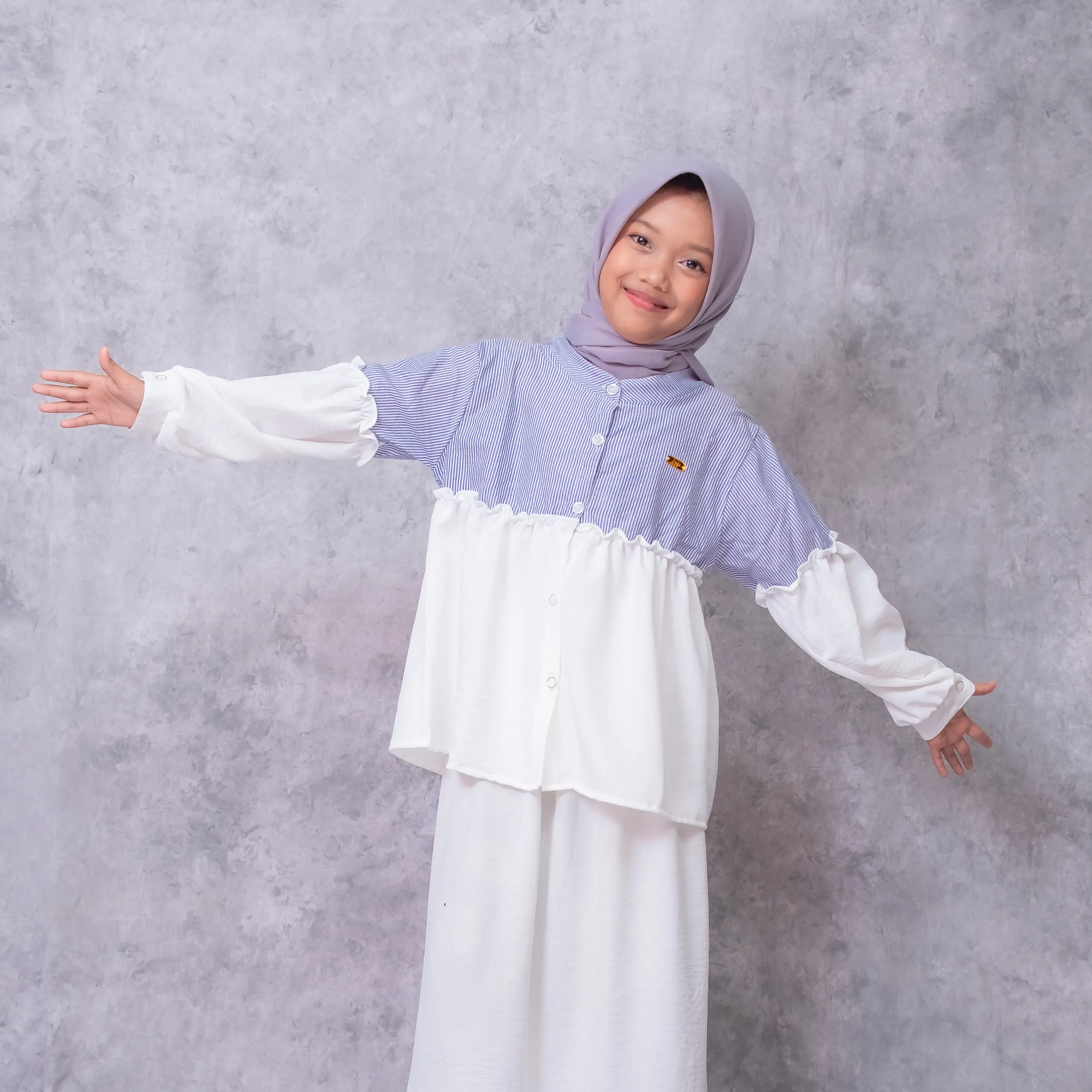 Baju atasan anak tanggung chika tunik anak crinkle usia 7-15 tahun kemaja blouse anak perempuan kekinian Airflow Cantik Kancing Katun Lembut Muslim Panjang Salur Dress Nyaman