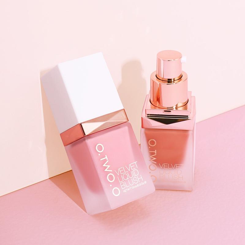 O.TWO.O cairan alami blush sutra dan makeup pemerah pipi merah halus 1