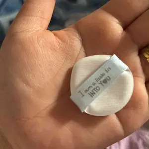 【NOT FOR SALE】INTO YOU powder puff
