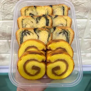 MARNAS Kombinasi Marmer dan Roll Nanas Isi 10 Potong Camilan Lezat dan Praktis untuk Segala Kesempatan