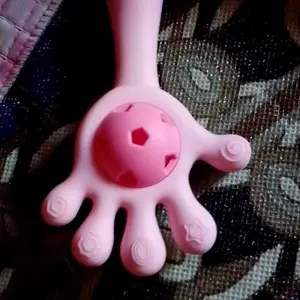 【COD】Mainan Bersuara untuk Bayi - Sinar Baru! Goyangan Telapak Tangan Silikon Teether - Solusi Aman untuk Mulut Bayi