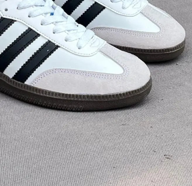 Sepatu Sneakers White IN Black / Sepatu Casual Pria / Sepatu Sneakers Wanita UNISEX