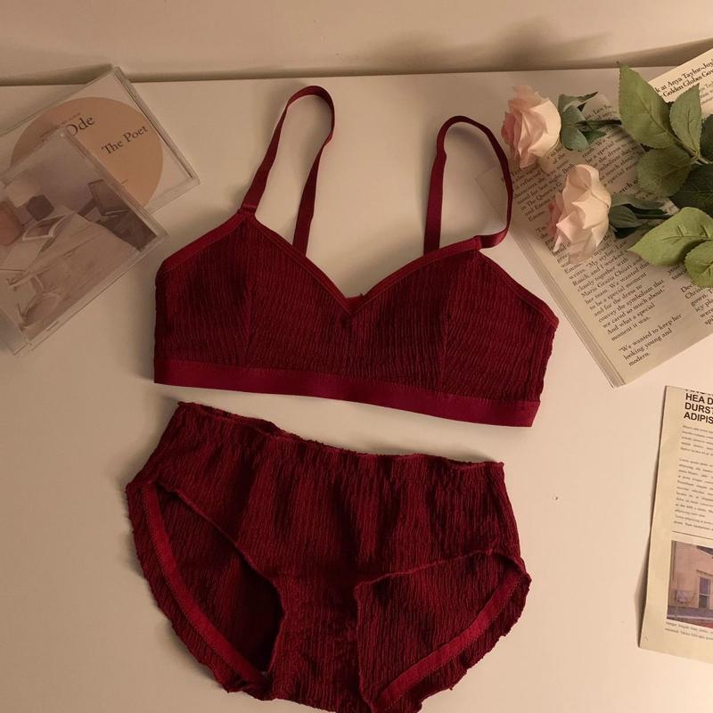 Product Introduction of Year of Birth Dragon Lucky Underwear for Women Push up Push up Anti-Sag Wireless Red Wedding Bra Set 03 11
