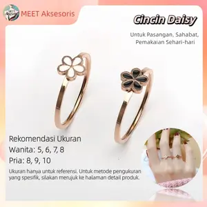 MEET Aksesoris Cincin Bunga Aster Titanium Anti Karat Gaya Korea Cincin Pasangan Hadiah Bunga Hitam Putih Tidak Layu Ukuran 5-10 Wanita Rings Elegan Emas